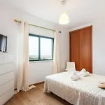 Blife Rya Private - Airport פארו