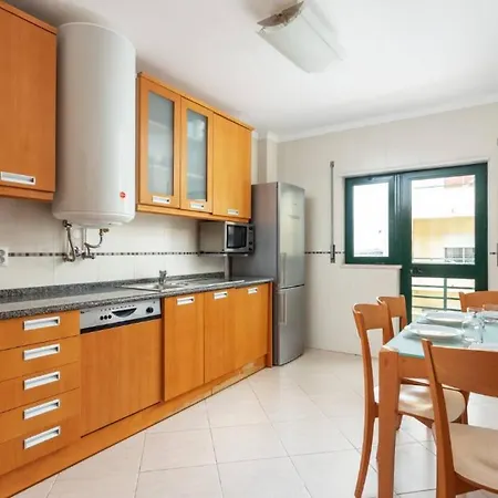 Blife Rya Private - Airport Homestay Faro