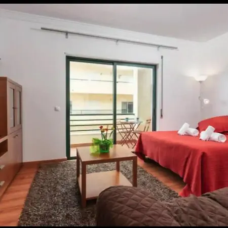 Blife Rya Private - Airport Homestay *